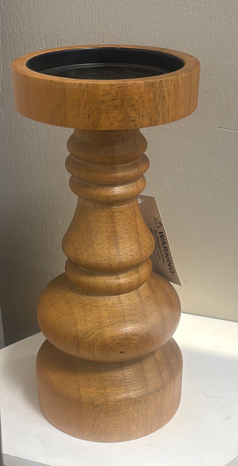 WOODEN CANDLE HOLDER - SMALL