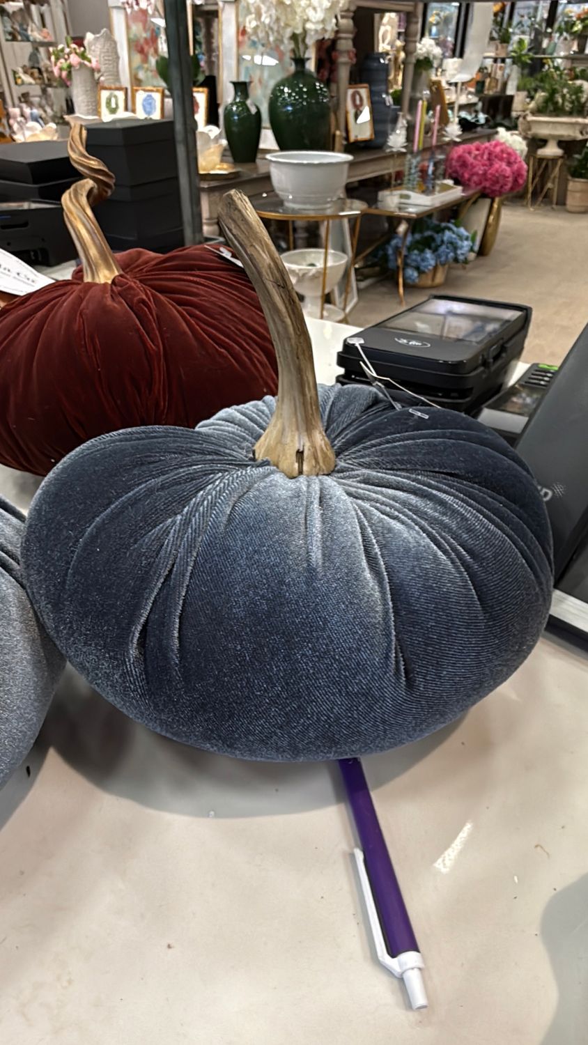PLUSH VELVET PUMPKIN BLUE - SMALL