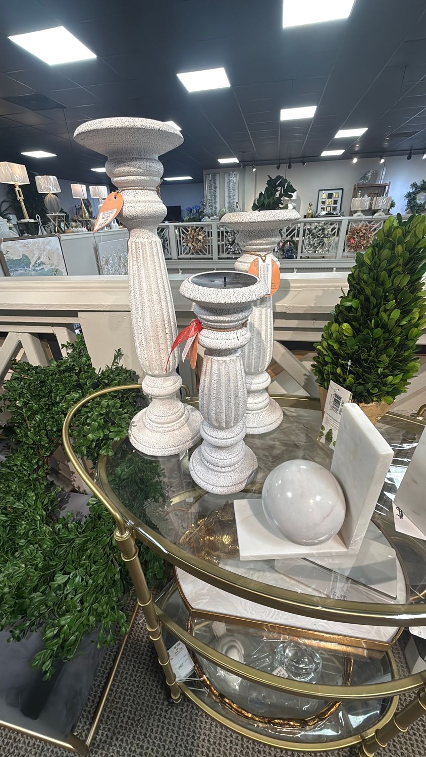 IVORY PILLAR CANDLE HOLDER
