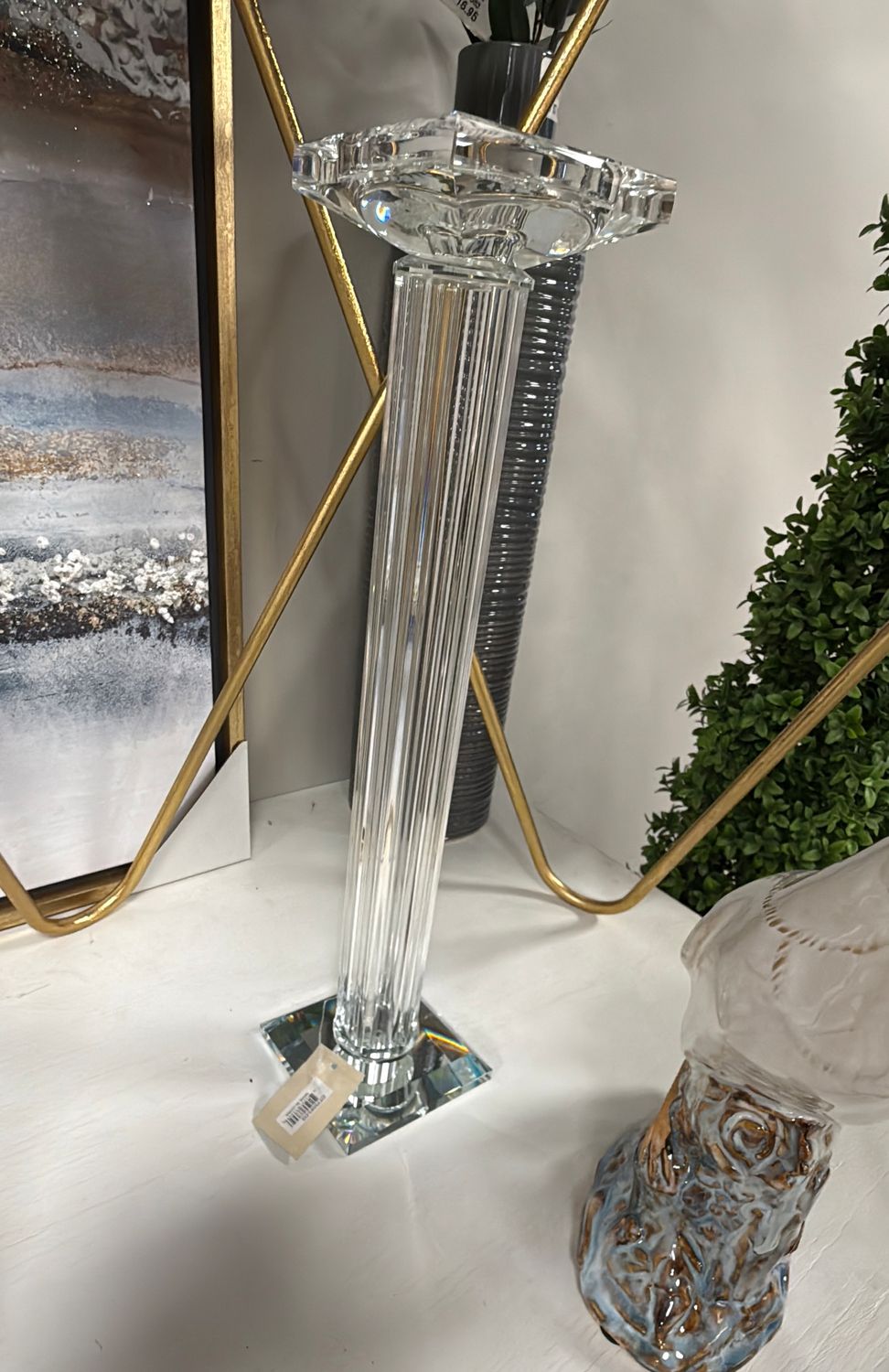 CLEAR ROMAN STYLE GLASS CANDLE HOLDER