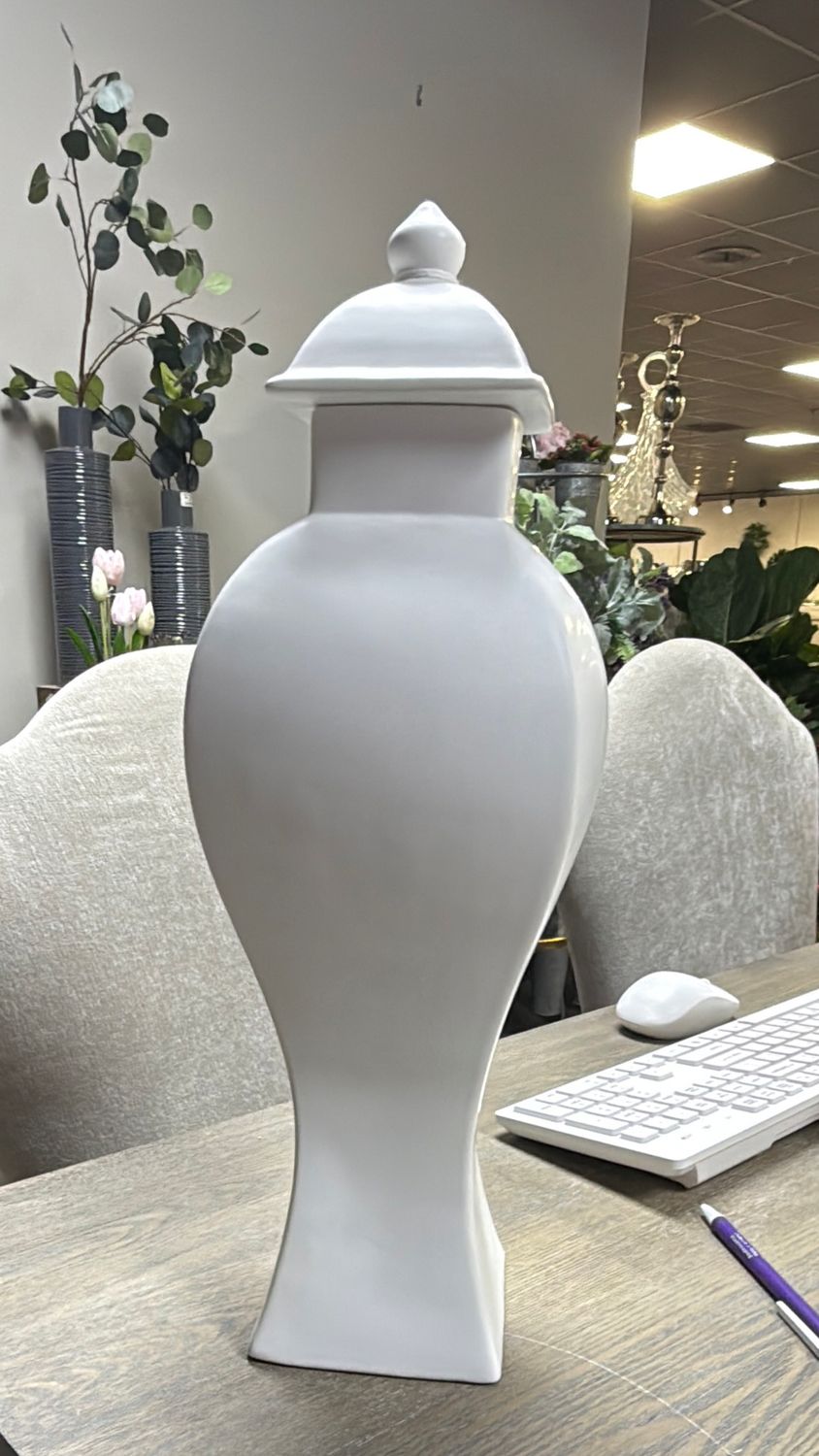 SMALL WHITE GINGER JAR