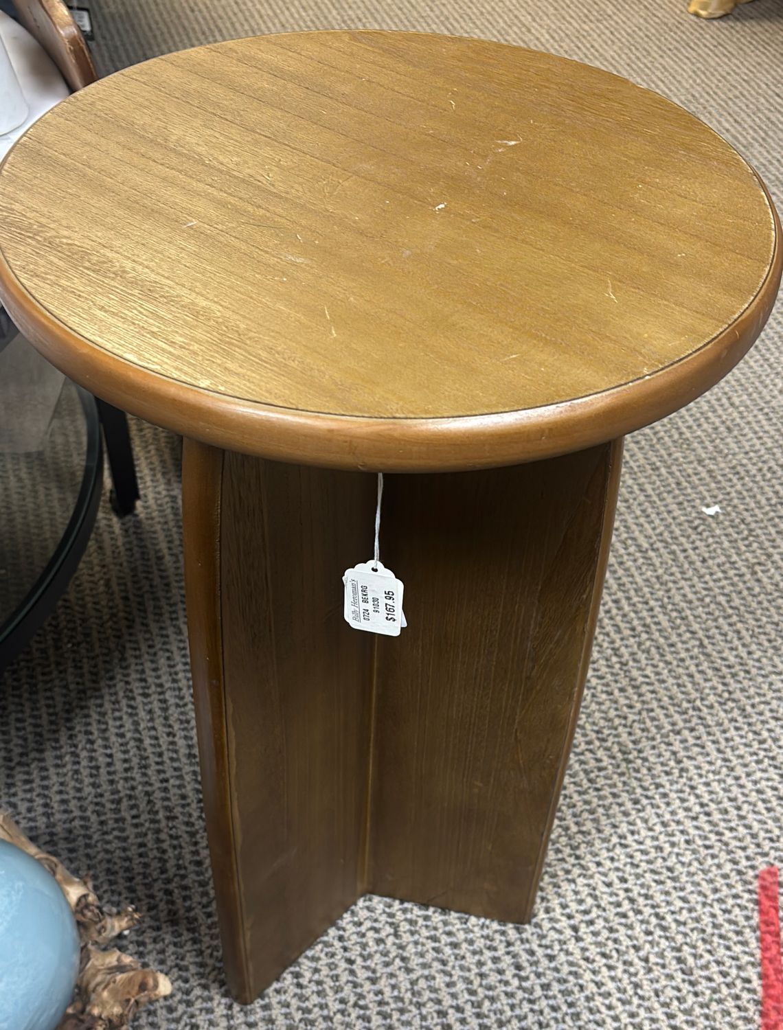 SMALL BROWN SIDE TABLE