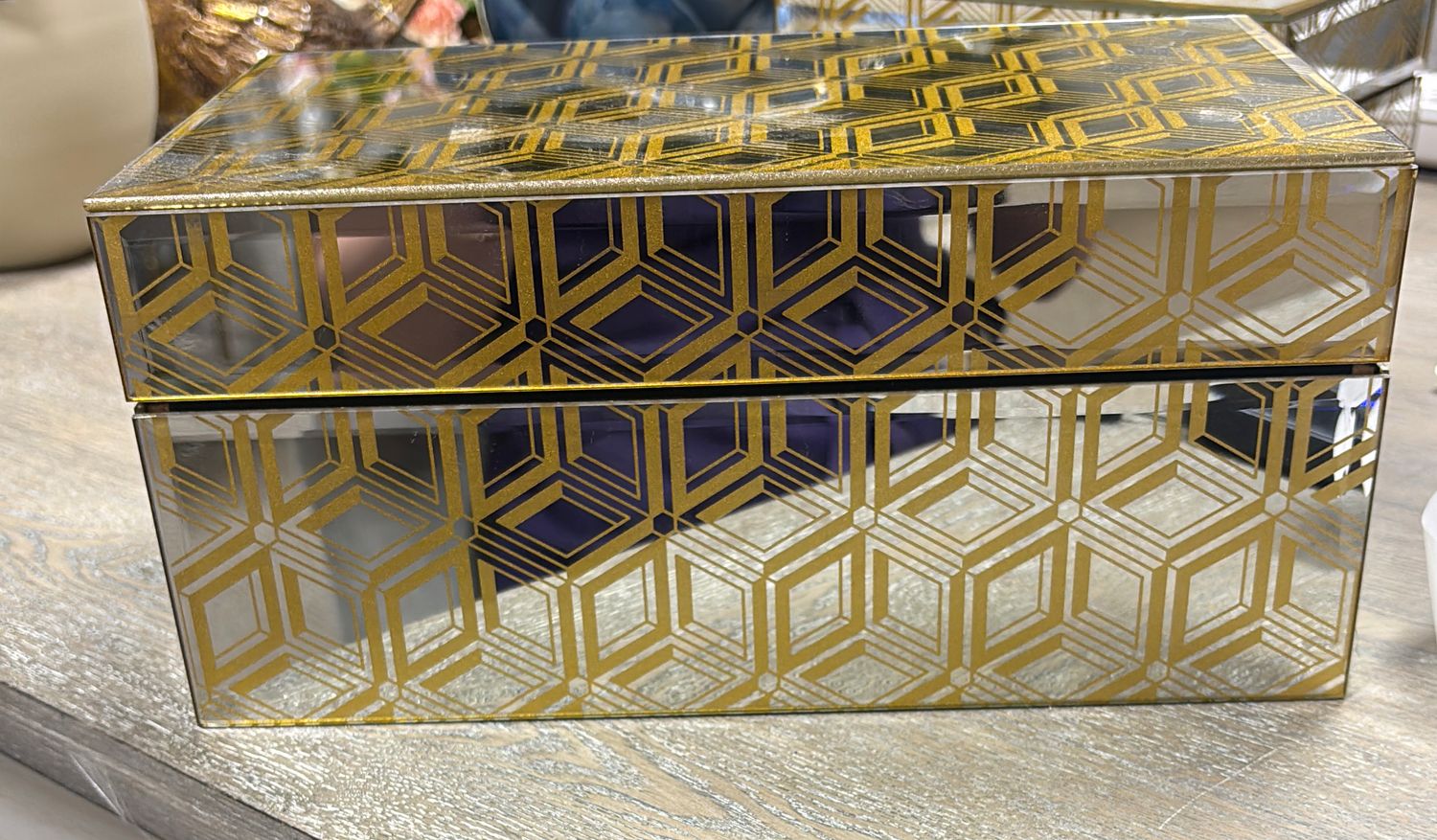 MIRRORED BOX WITH GOLD GEOMETRIC PATTERN - LARGE