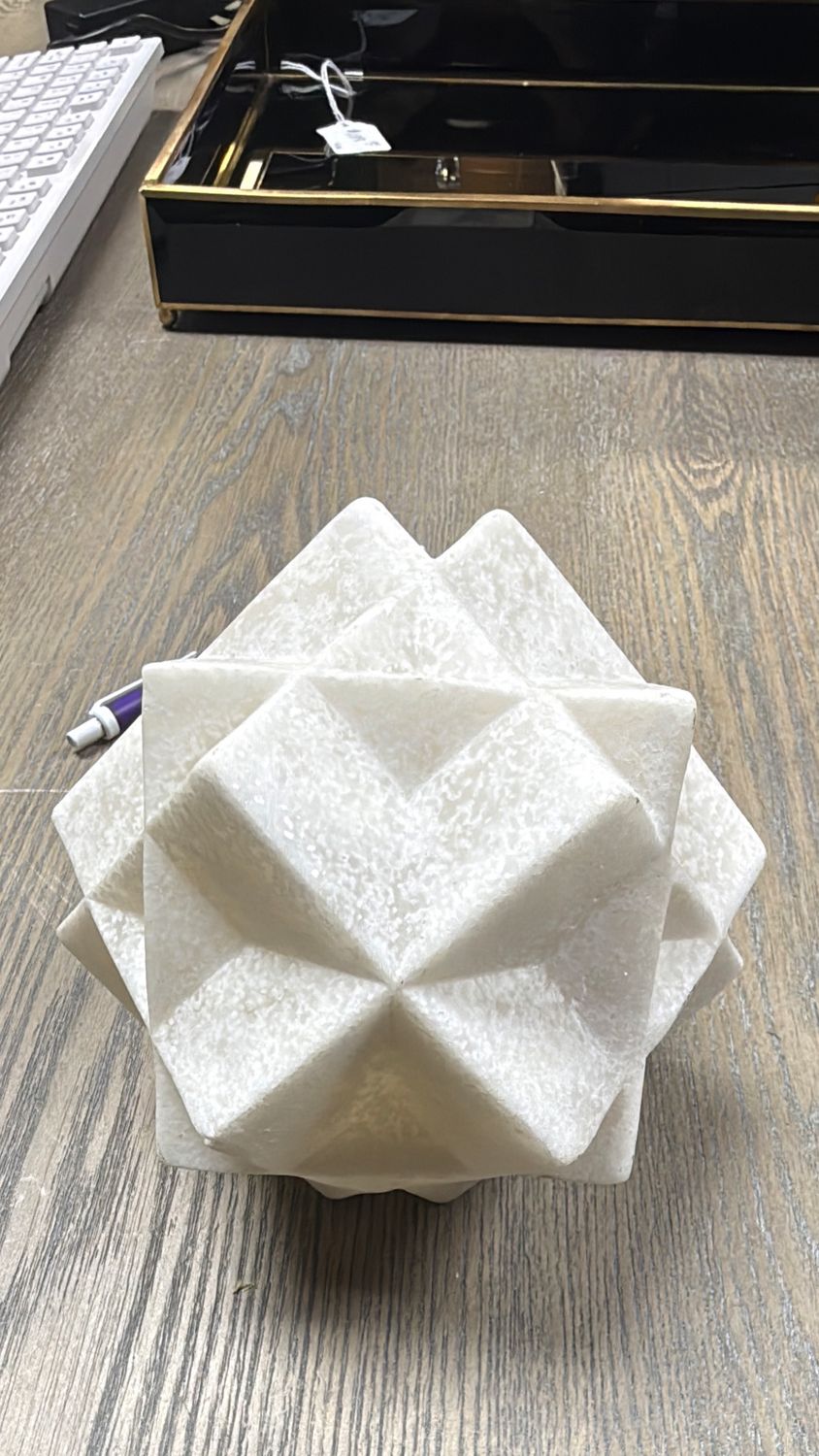 GEOMETRIC MARBLE BALL