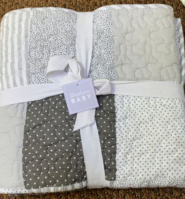 Gray straight quilt- baby