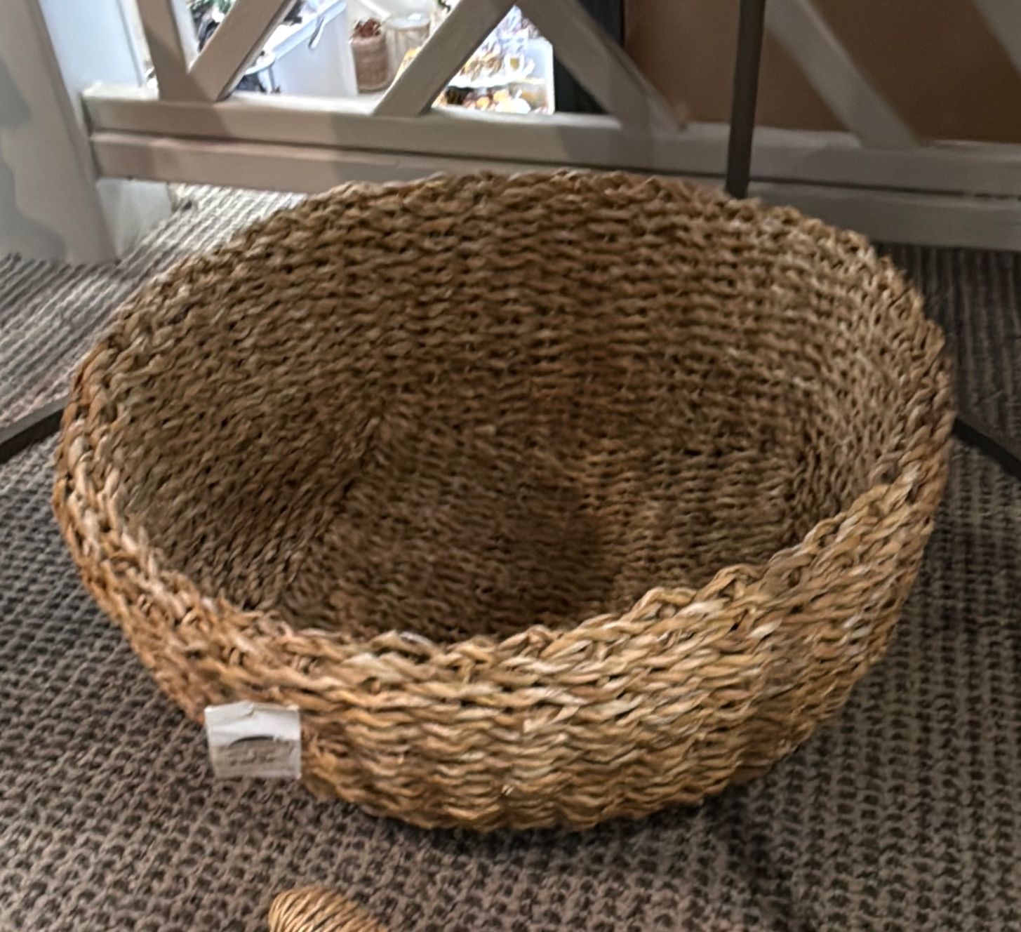 Rounded woven basket