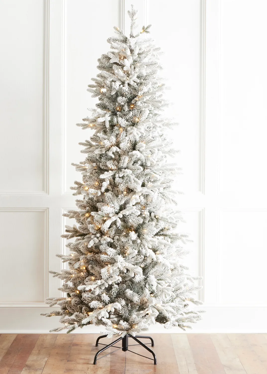 7.5' Slim Flocked Noble Fir Tree