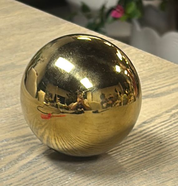 SMALL GOLD DECORATIVE BALL