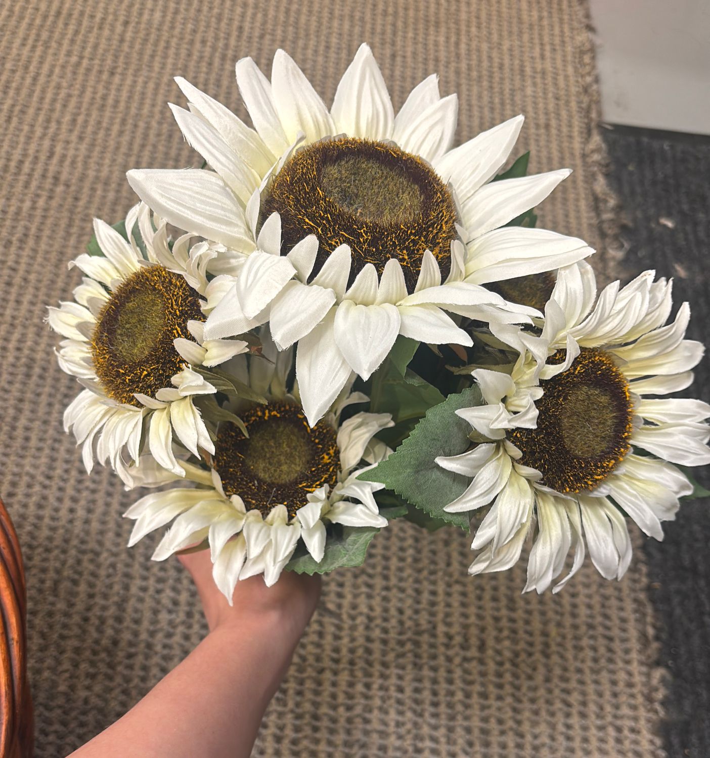 18" SUNFLOWER BUSH CR