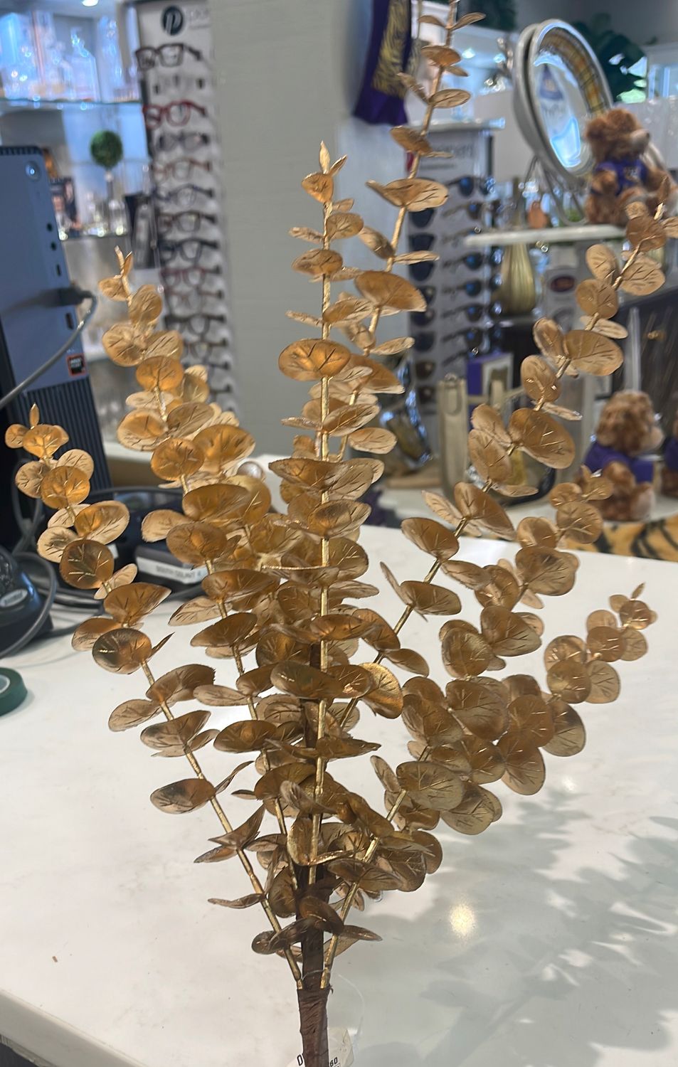 GOLD EUCALYPTUS PICK