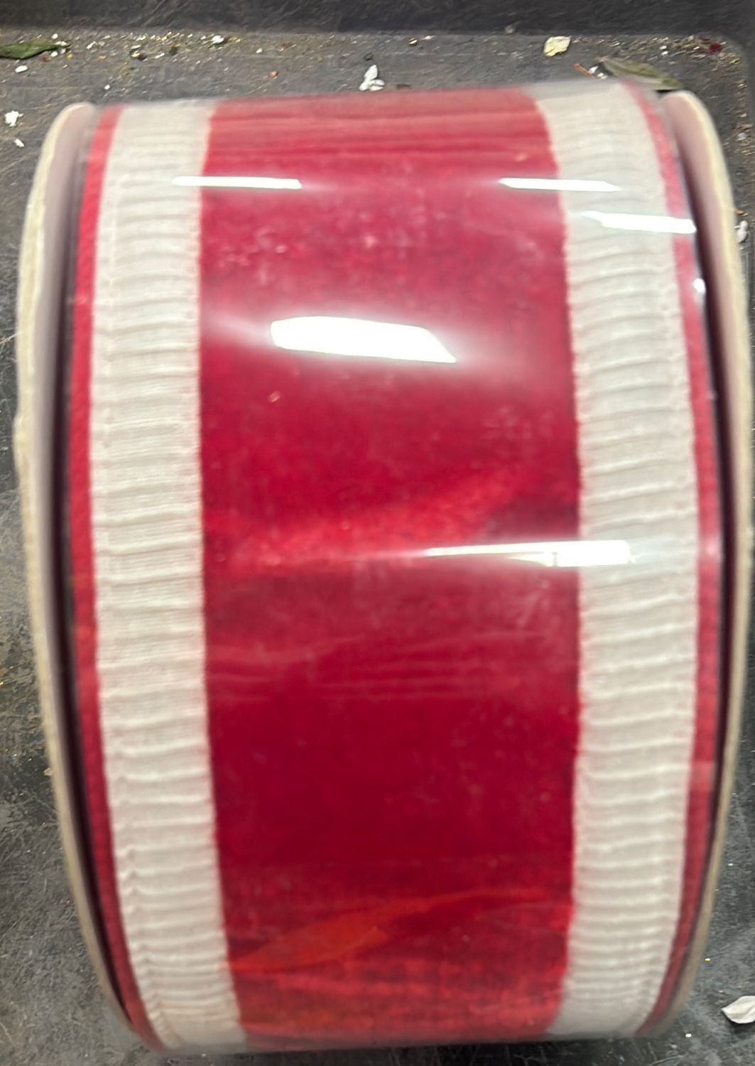 PLEATED BOARDERS RED AND WHITE 4" X 10YD