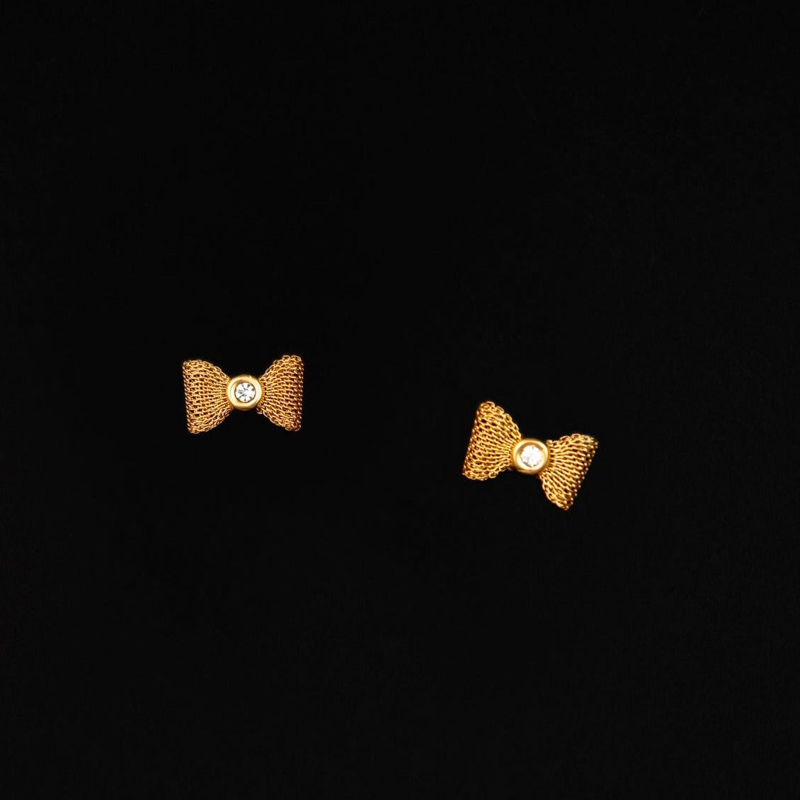 STEWARD &amp; JAMES - BOW STUD EARRINGS