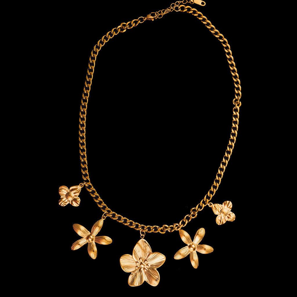 STEWARD &amp; JAMES - GOLDIE FLORAL NECKLACE