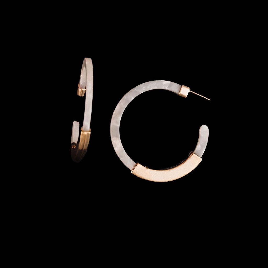 STEWARD &amp; JAMES - AZALEA ACEATATE HOOP - PEARL