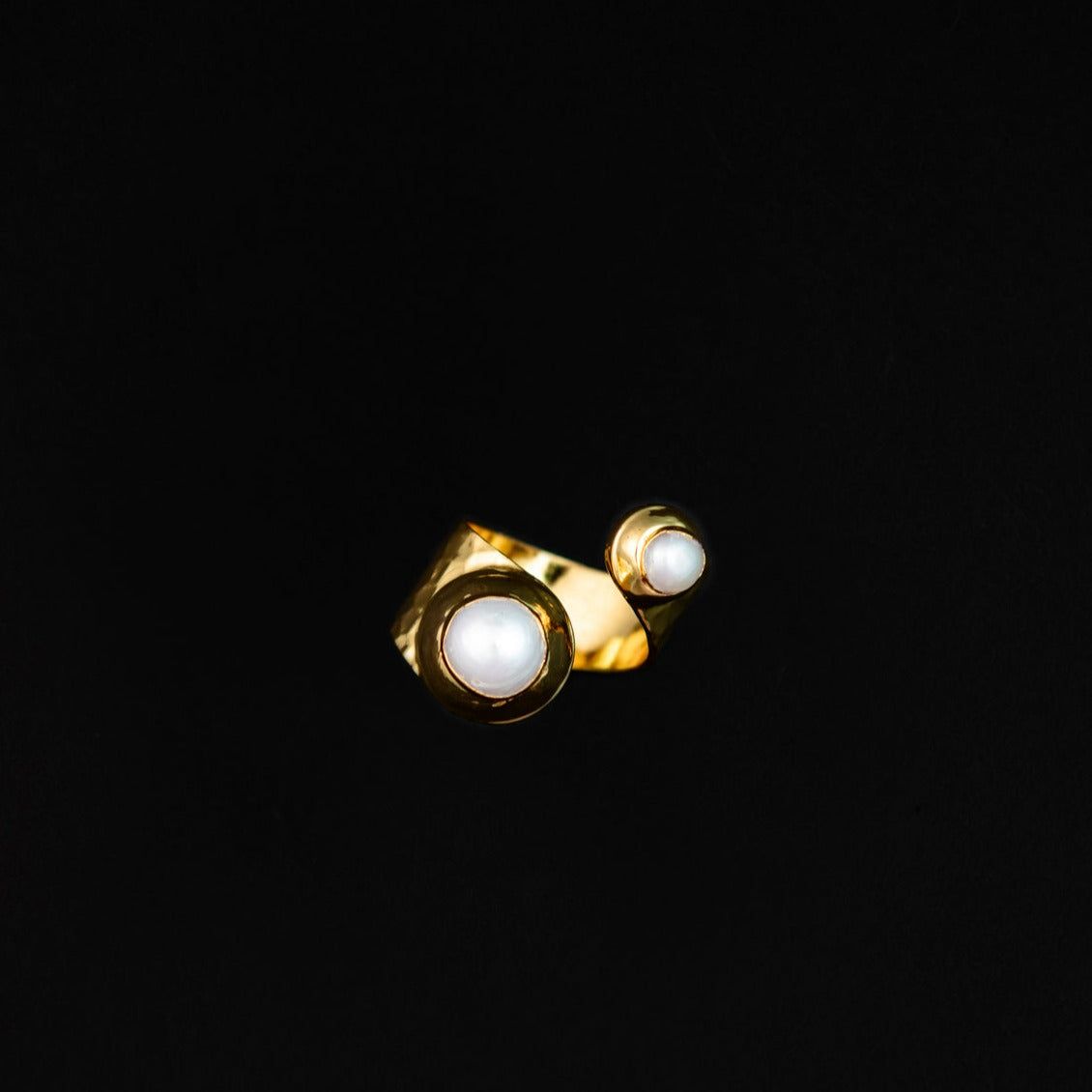 STEWARD &amp; JAMES - BAROQUE PEARL RING