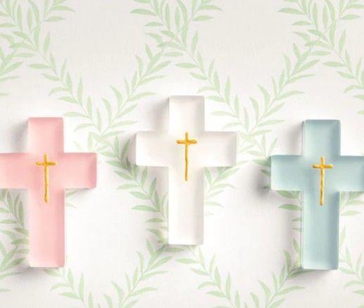 PAINTED RESIN CROSSES-3A