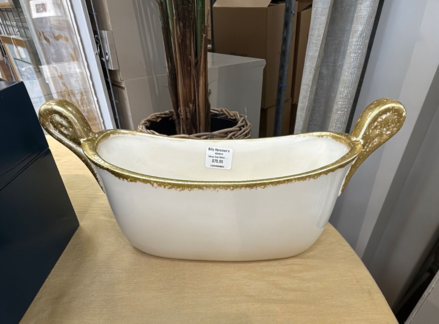 Savoy Oval White Gold Spongy Cachepot