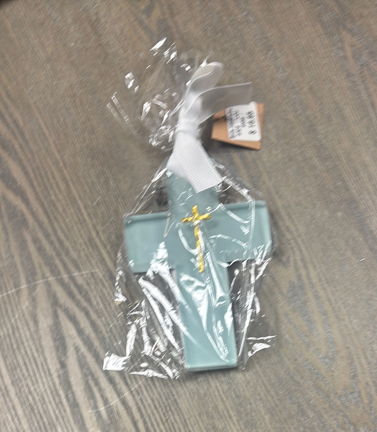BLUE PAINTED RESIN CROSS
