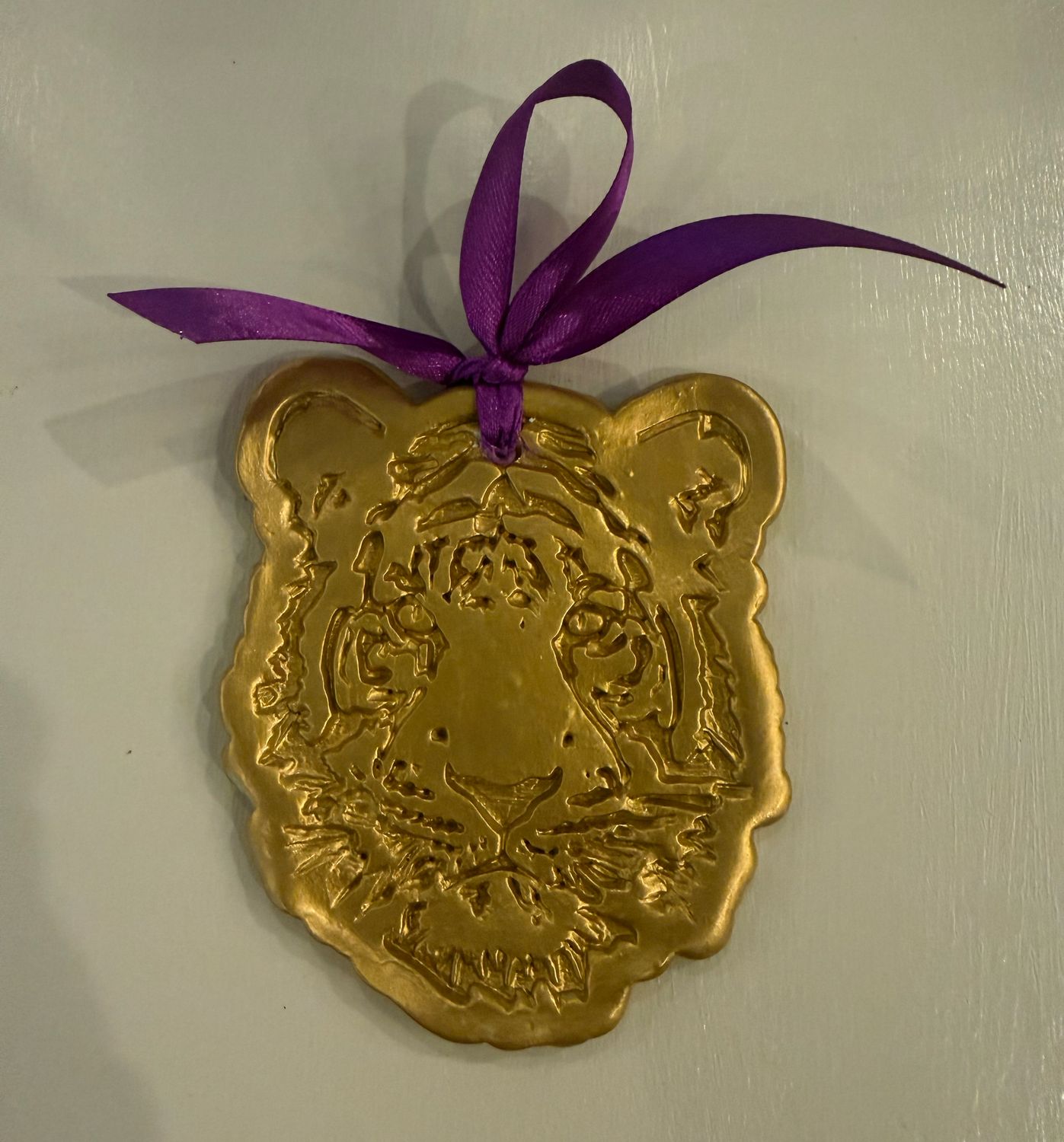 Large Tiger Head Ornament