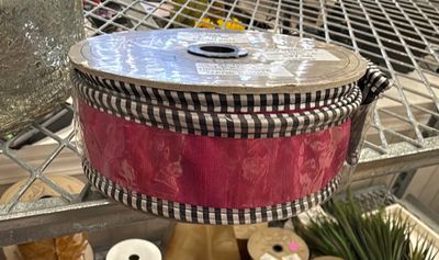 FUSCHIA RIBBON BLACK/WHITE TRIM 1.5" X 10 YDS
