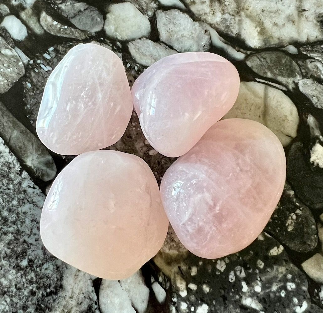 Quartz girasol rose pierre polie Quartz girasol rose pierre polie