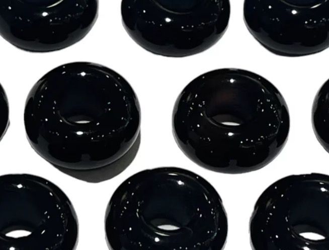 Donut en Onyx, cordon cuir marron Donut en Onyx, cordon cuir marron