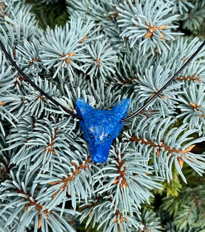 Pendentif Tête de Loup Lapis Lazuli (Cordon de cuir noir) Pendentif Tête de Loup Lapis Lazuli (Cordon de cuir noir)