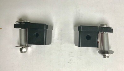 Pair Pontoon Mounting Hardware Female - Stern Mount