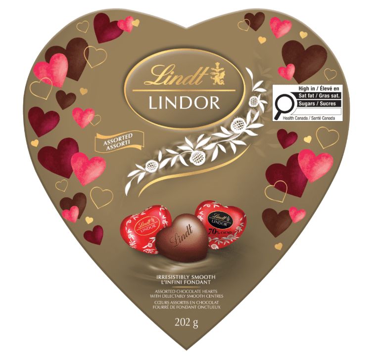 Lindt LINDOR Amour Assorted Chocolate Hearts Box, 202g