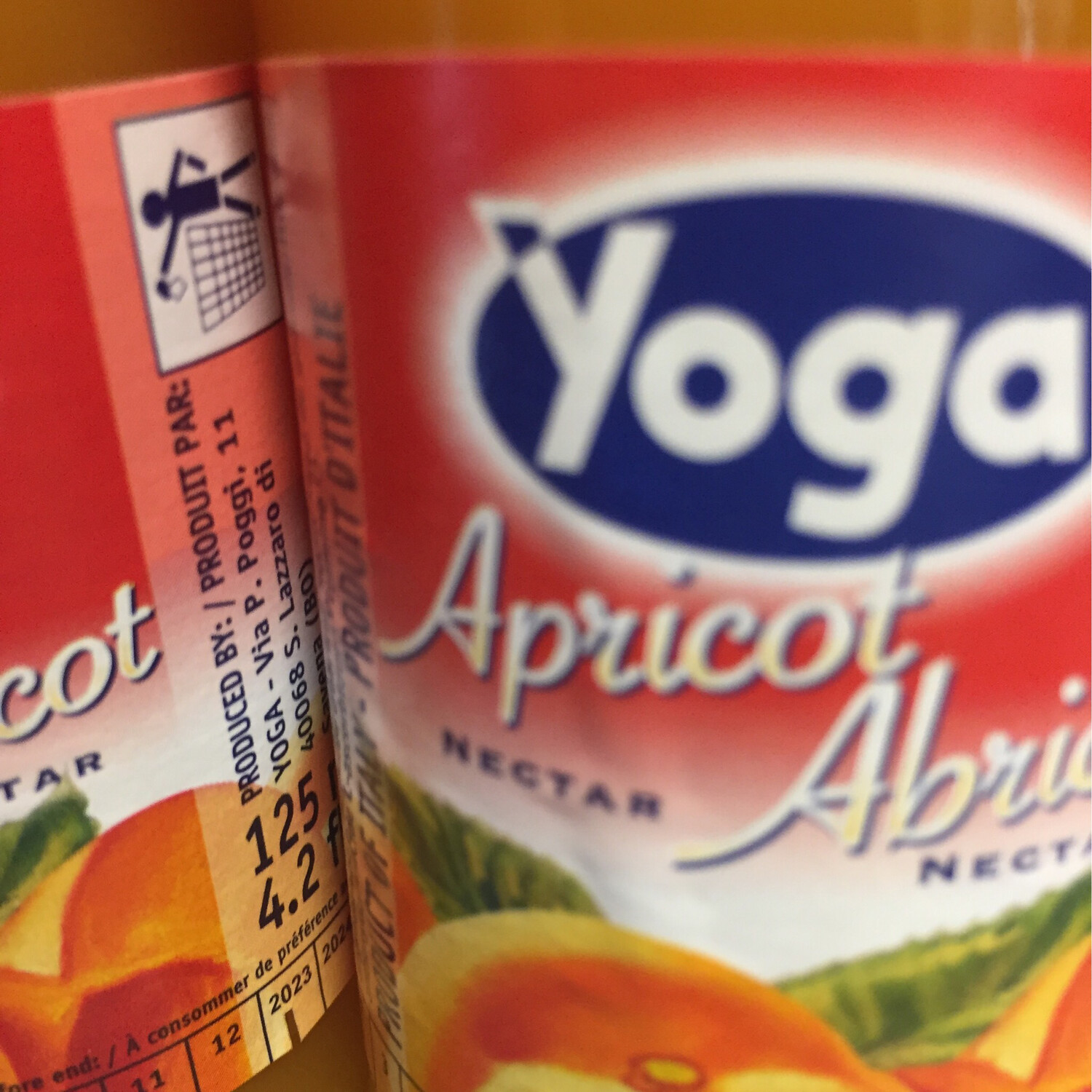 Yoga Apricot Nectar Single 125ml