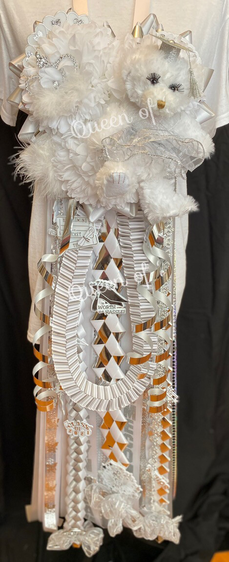 Lady Triple Homecoming Mum