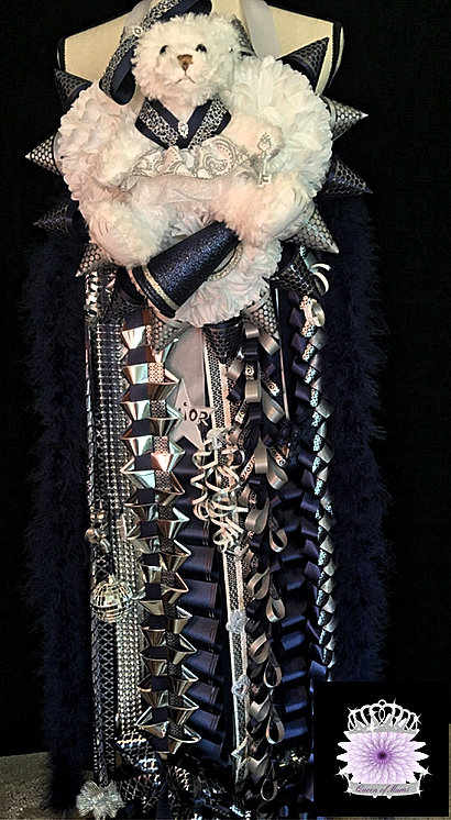 Princess Triple Homecoming Mum