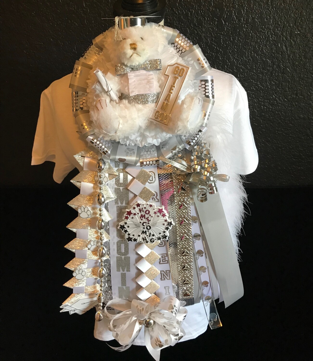 King Homecoming Garter