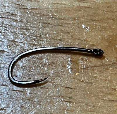 Sierra 363BL Size 18 Barbless Fly Tying Hooks. Package Of 25. Fly Tying Hooks