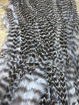 Hareline Half Grizzly Saddle Natural