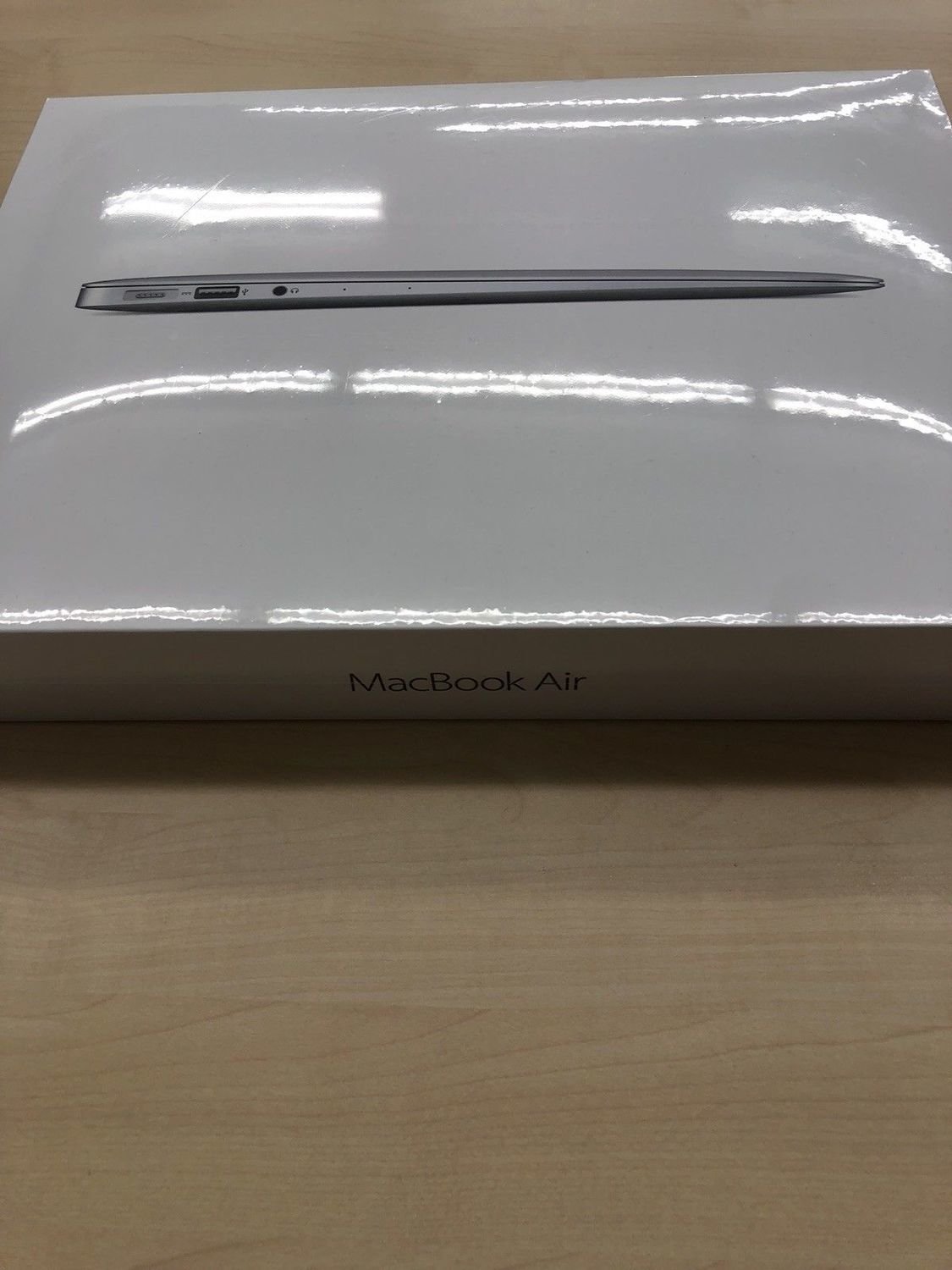 Apple MacBook Air 256GB {MQD42 2017} 13.3inch 1.8GHz + 8GB RAM BRAND NEW