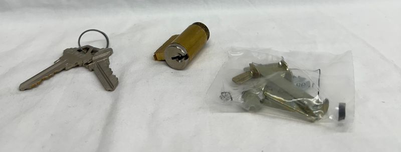 Pacific Doorware Key in Knob