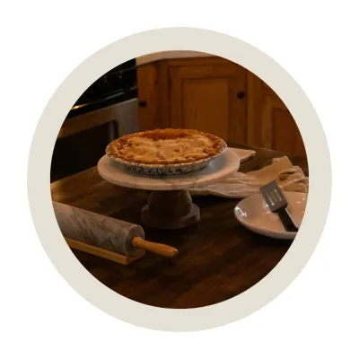 Award-Winning Slice of Home: Laramie’s Apple Crumb Pie Recipe