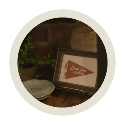 Find Local Things to Love: Neighbors Mercantile's Valentine's Collection ❤️