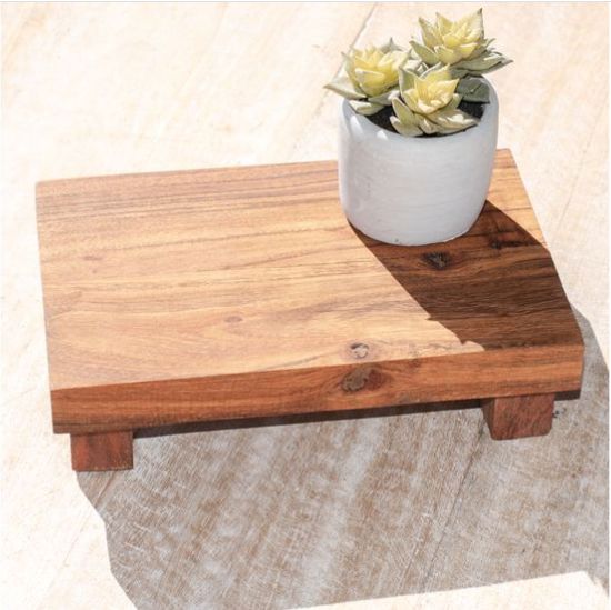 Natural Wood Riser 9"