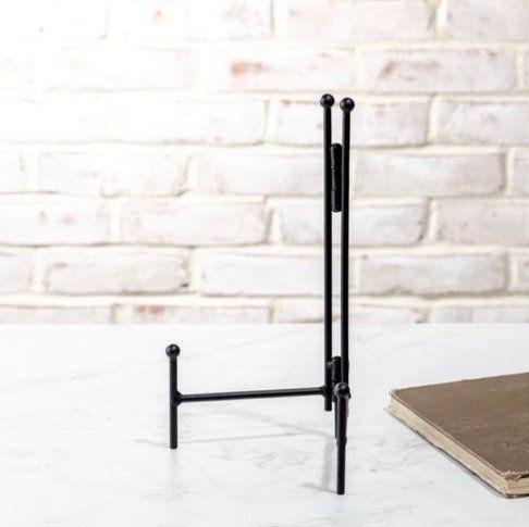 Black Straight Back Easel 10.25”