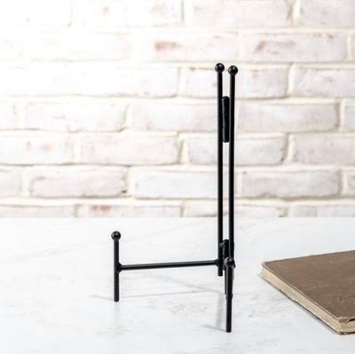 Black Straight Back Easel 10.25”