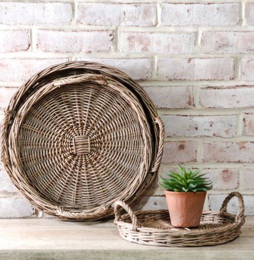 Round Willow Tray w/ Handles Lg.