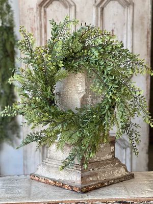 Traipsing Greens Wreath 28”