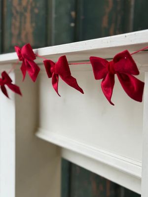 Bow Tied Boughs Garland 4’