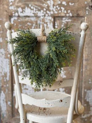 Clifton Hills Hanging Wreath 12”