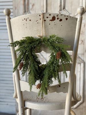 Tarrytown Cedar Hanging Wreath 12”