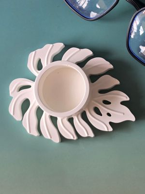 ŚWIECZNIK MONSTERA – dekoracja inspirowana naturą