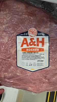 A&amp;H, Prem Corned Beef 1st Cut Weighed