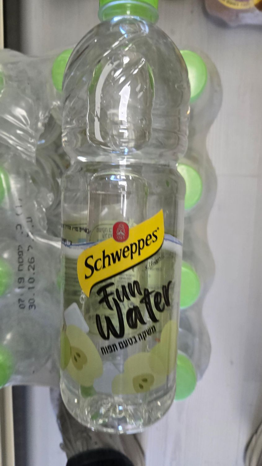 Schweppes, Apple